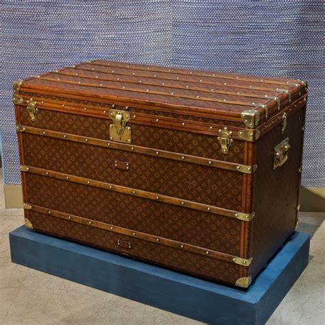 louis vuitton monogram trunks